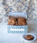 oatmeal raisin cookie box (FRENCH WINK)
